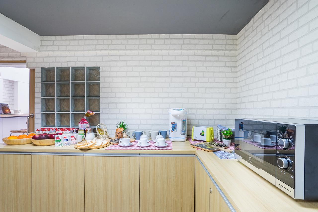 Hostel At Thonglor Бангкок Экстерьер фото