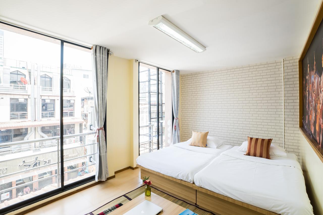 Hostel At Thonglor Бангкок Экстерьер фото