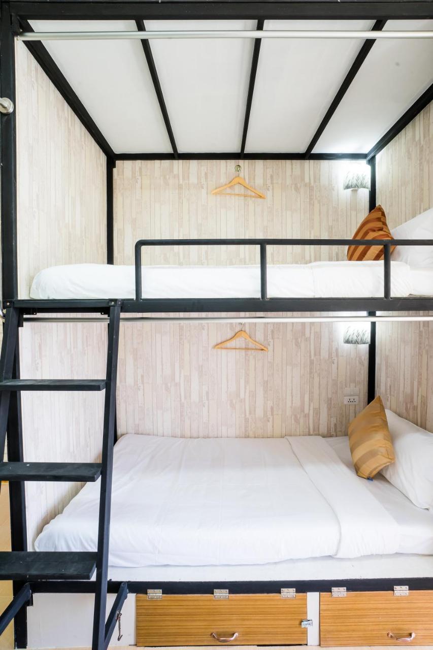 Hostel At Thonglor Бангкок Экстерьер фото